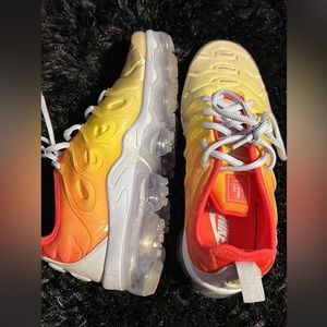 nike vapormax plus (sunset)
